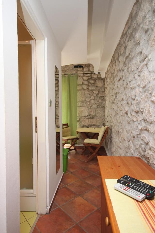 Apartments By The Sea Gradac, Makarska - 6661 Gradac  Εξωτερικό φωτογραφία