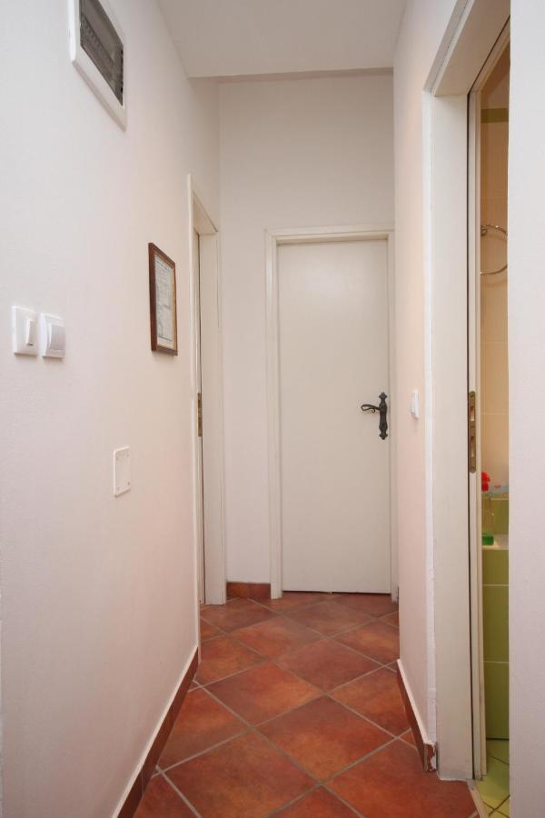 Apartments By The Sea Gradac, Makarska - 6661 Gradac  Εξωτερικό φωτογραφία