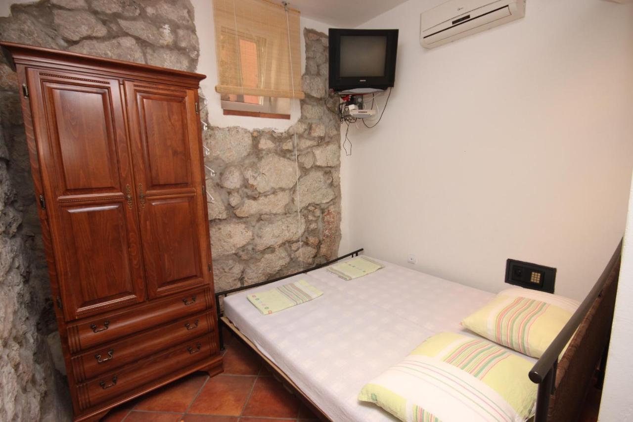 Apartments By The Sea Gradac, Makarska - 6661 Gradac  Εξωτερικό φωτογραφία